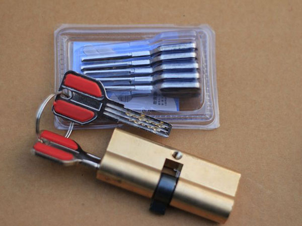 深圳24小时上门开锁公司